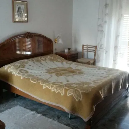 Papa Giovanni Xxiii Apartment